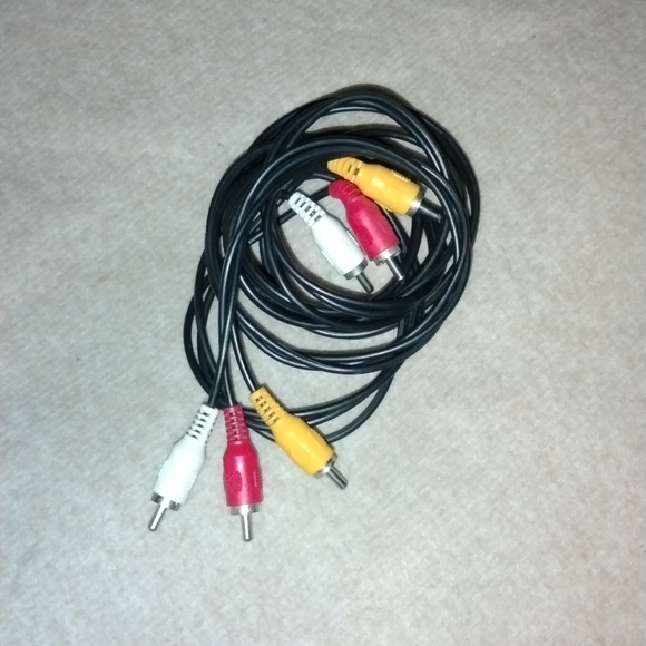 Magnavox DVD Player Bundle - Picture 2 of 6